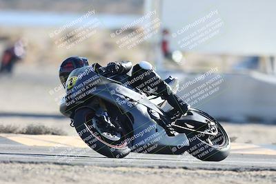 media/Dec-07-2025-CVMA (Sun) [[3e7d2de5dc]]/Race 12- Formula 40 MW and LW/